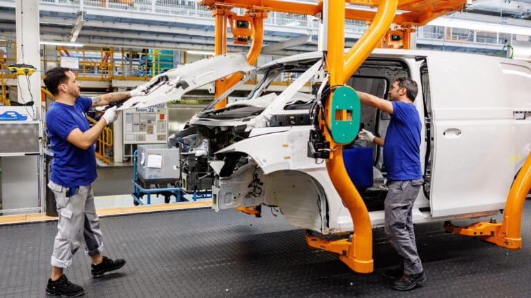 Car Industry Faces Aluminium Shortage Amid Middle East Conflict