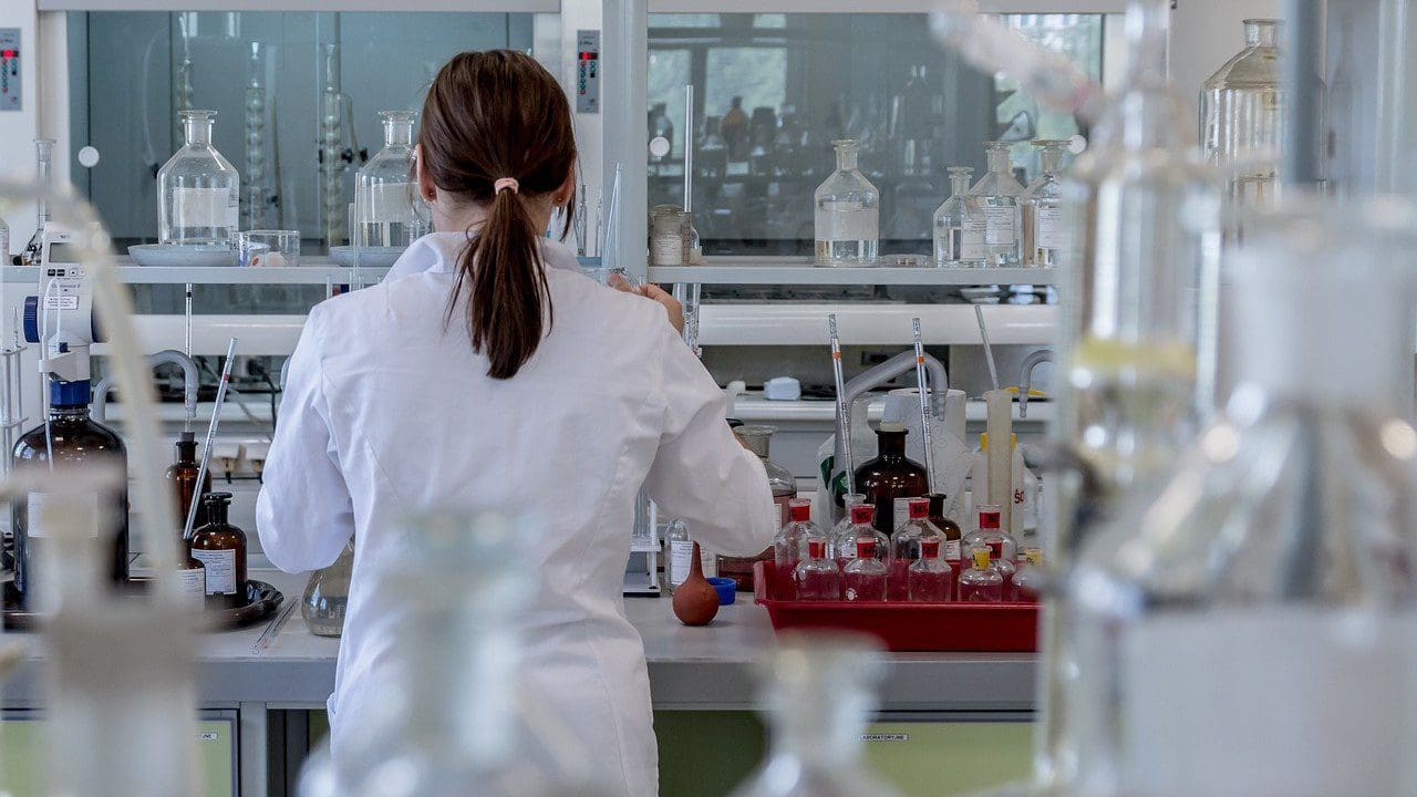 Hungarian Scientists Study Hybrid Marine Molecules for Cancer Therapy