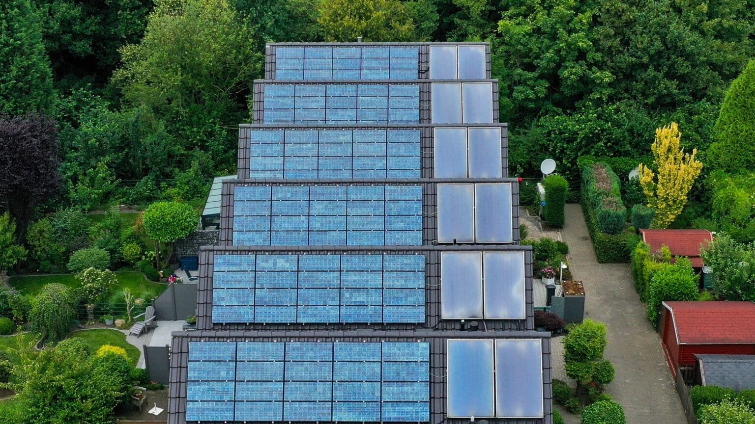 EU Wind and Solar Power Overtake Fossil Fuels for First Time
