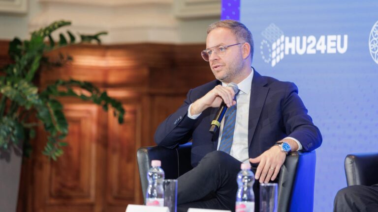 Balázs Orbán Hits Back at Hungarian Opposition Outlet’s Smear Article