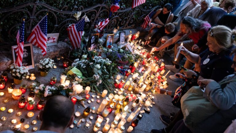 Hungary Mourns Charlie Kirk as Hundreds Gather at US Embassy