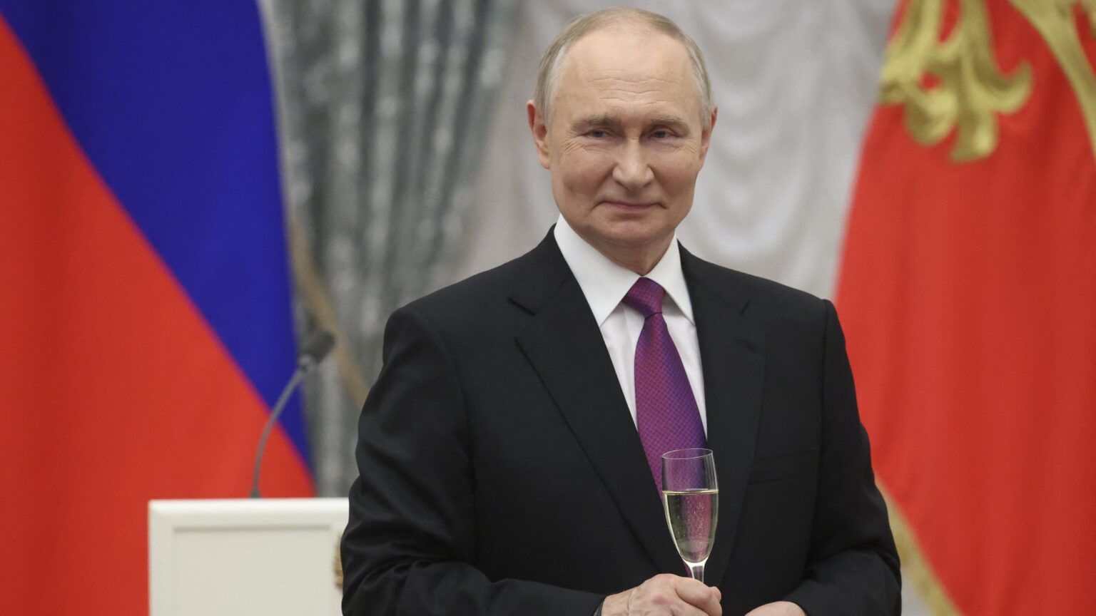 Slop Check: Did Putin Really Torpedo the Budapest Peace Summit?