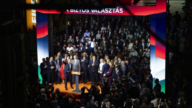 Orbán Heads Fidesz–KDNP List as Ruling Party Says Election Is a Choice of Sovereignty