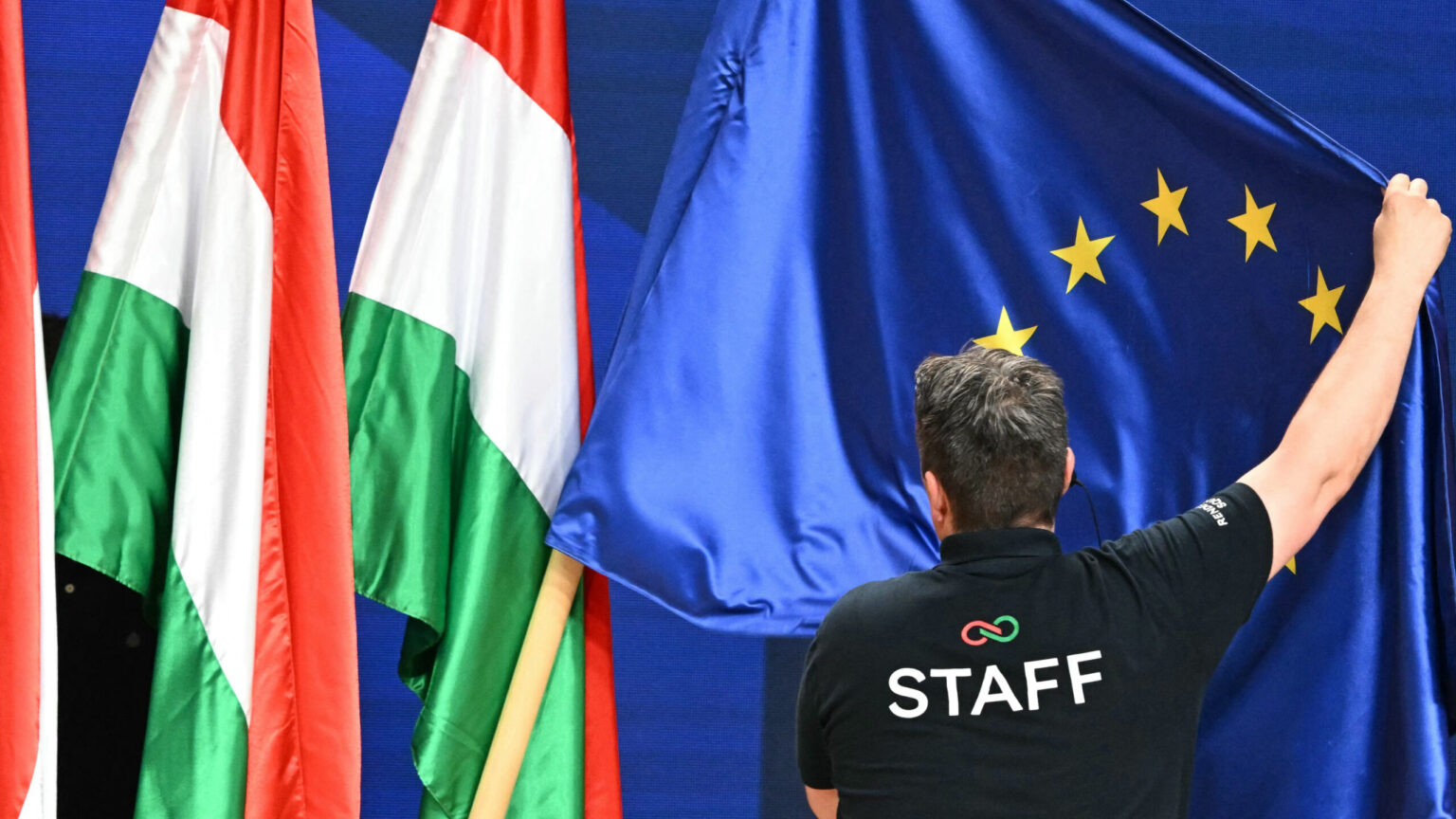 Commission Starts Talks with Hungary’s Incoming Govt to Unlock EU Funds