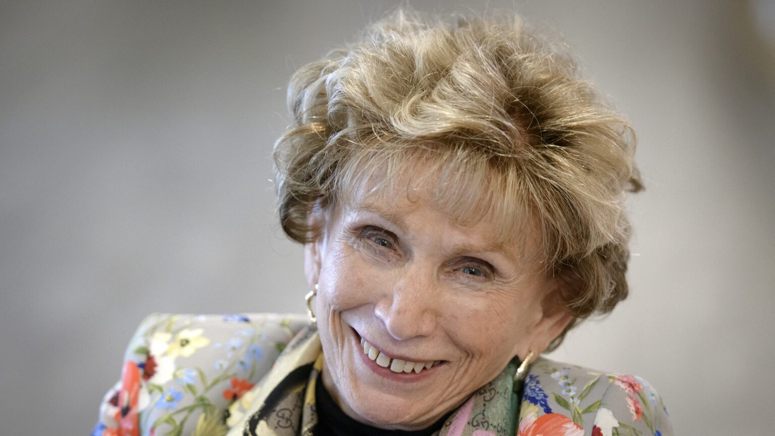 Edith Eger Dies at 98: From Auschwitz Survivor to Global Voice of Healing