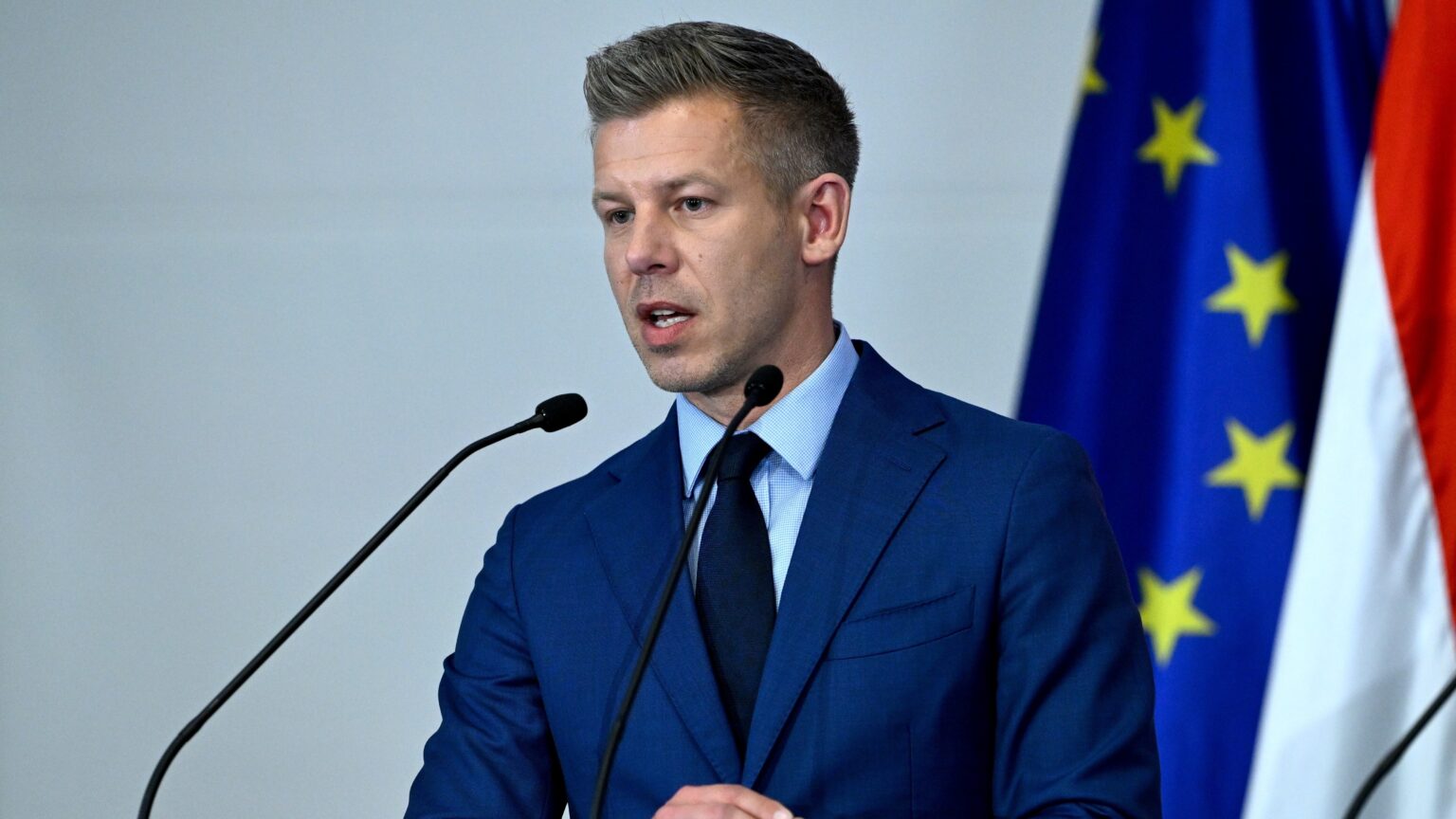 Péter Magyar Unveils Complete Ministerial Team for New Government
