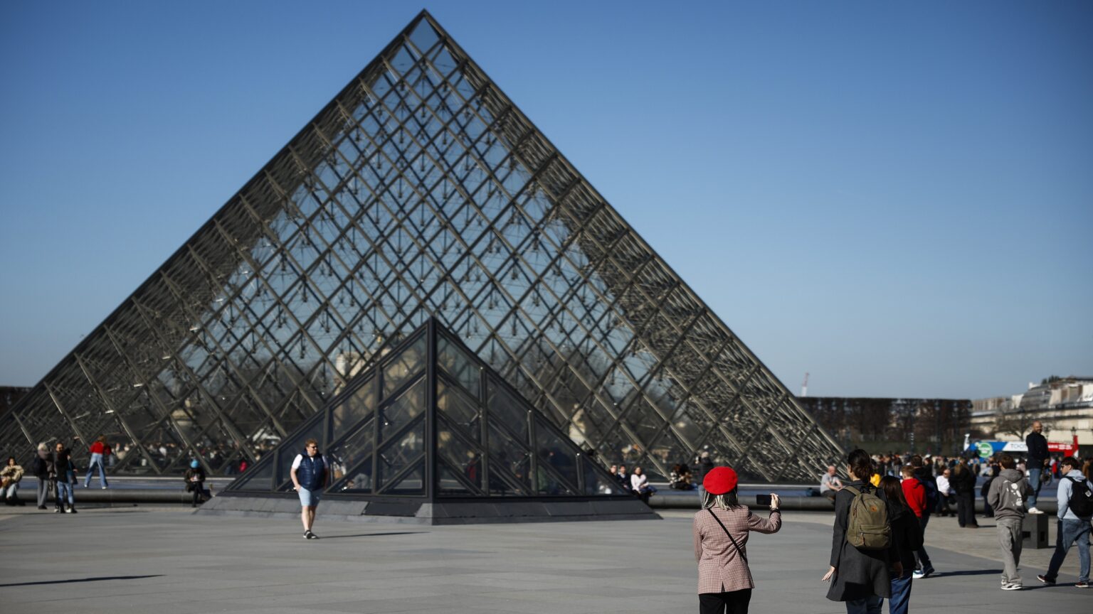 Louvre Heist to Be Adapted into Feature Film and Documentary