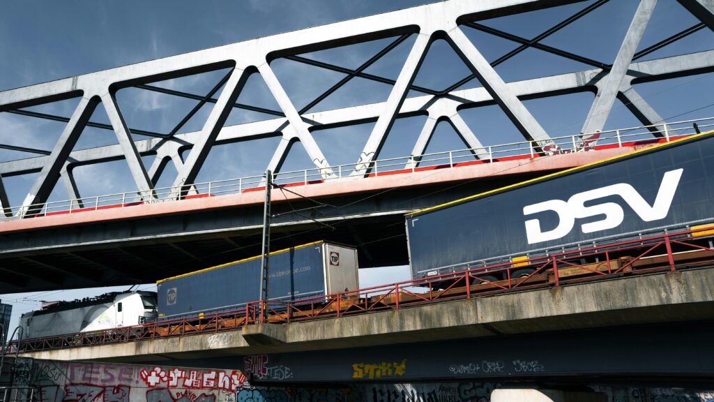 DSV trains