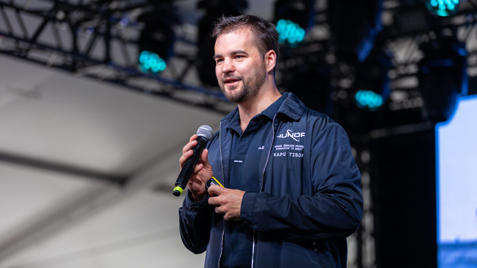 Tibor Kapu Holds Lecture about Astronaut Training & Space Travel at Ludovika