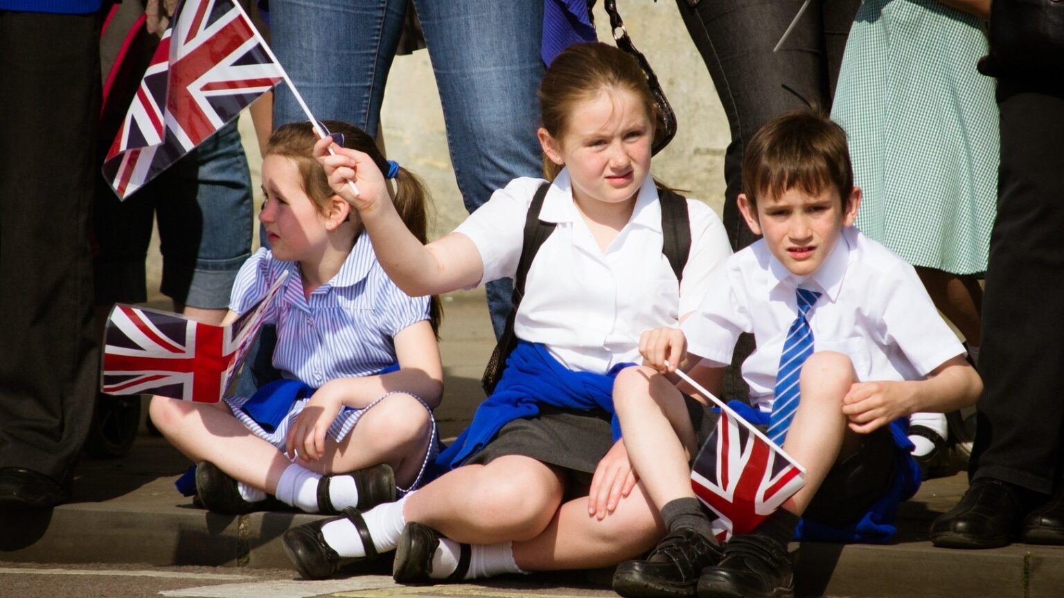 UK Sets 11 Years as Minimum Age for Puberty Blockers in ‘Pathways Trial’