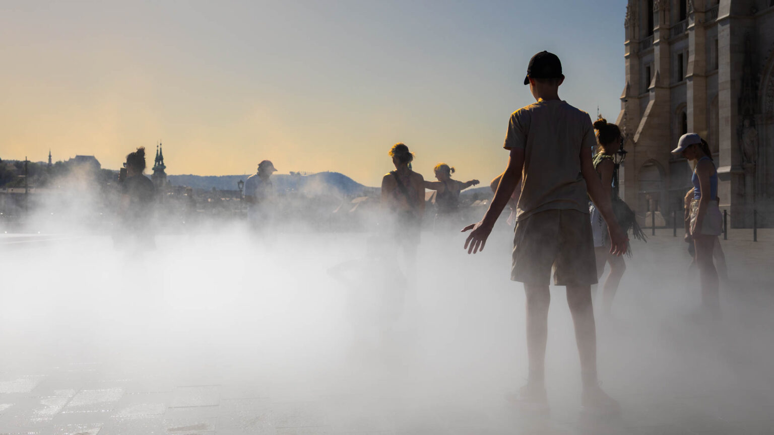 Hungary Forecast to Record Region’s Highest Temperatures