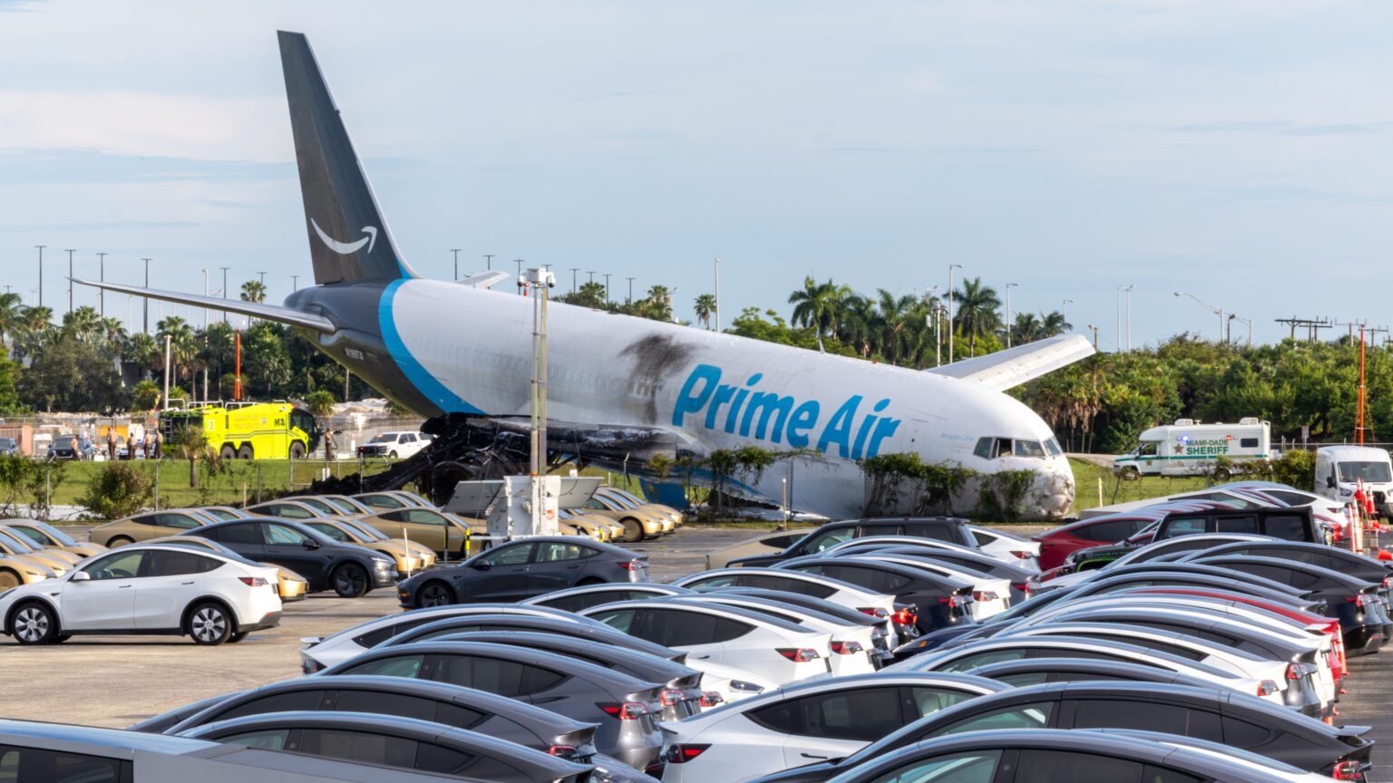 Five Dead, Several Critically Injured after Cargo Plane Crashes in Miami