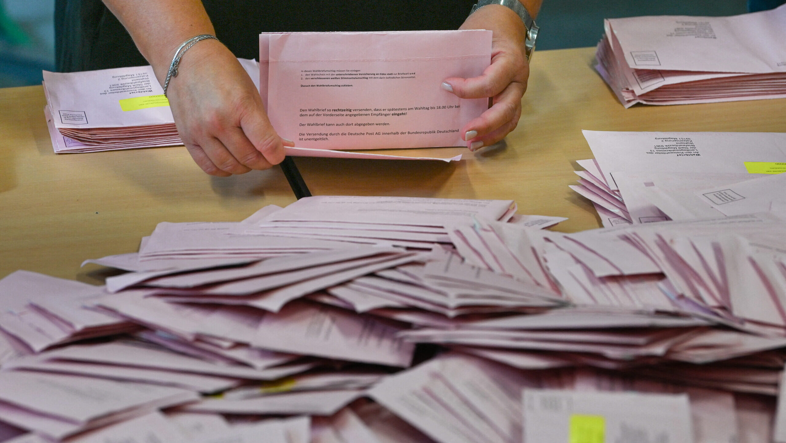 Postal Votes Deny AfD Majority in Saxony-Anhalt, Fuelling ‘Rigged Election’ Claims 